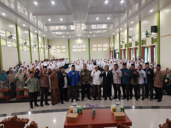 325 Mahasiswa Ikuti Stadium General IAI Padang Lawas